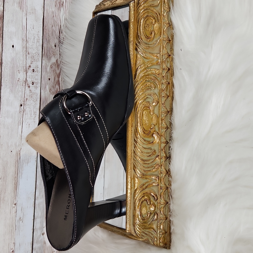 Merona, Women's Black Stick in heels with white top stitch and silver ha… - Picture 2 of 11